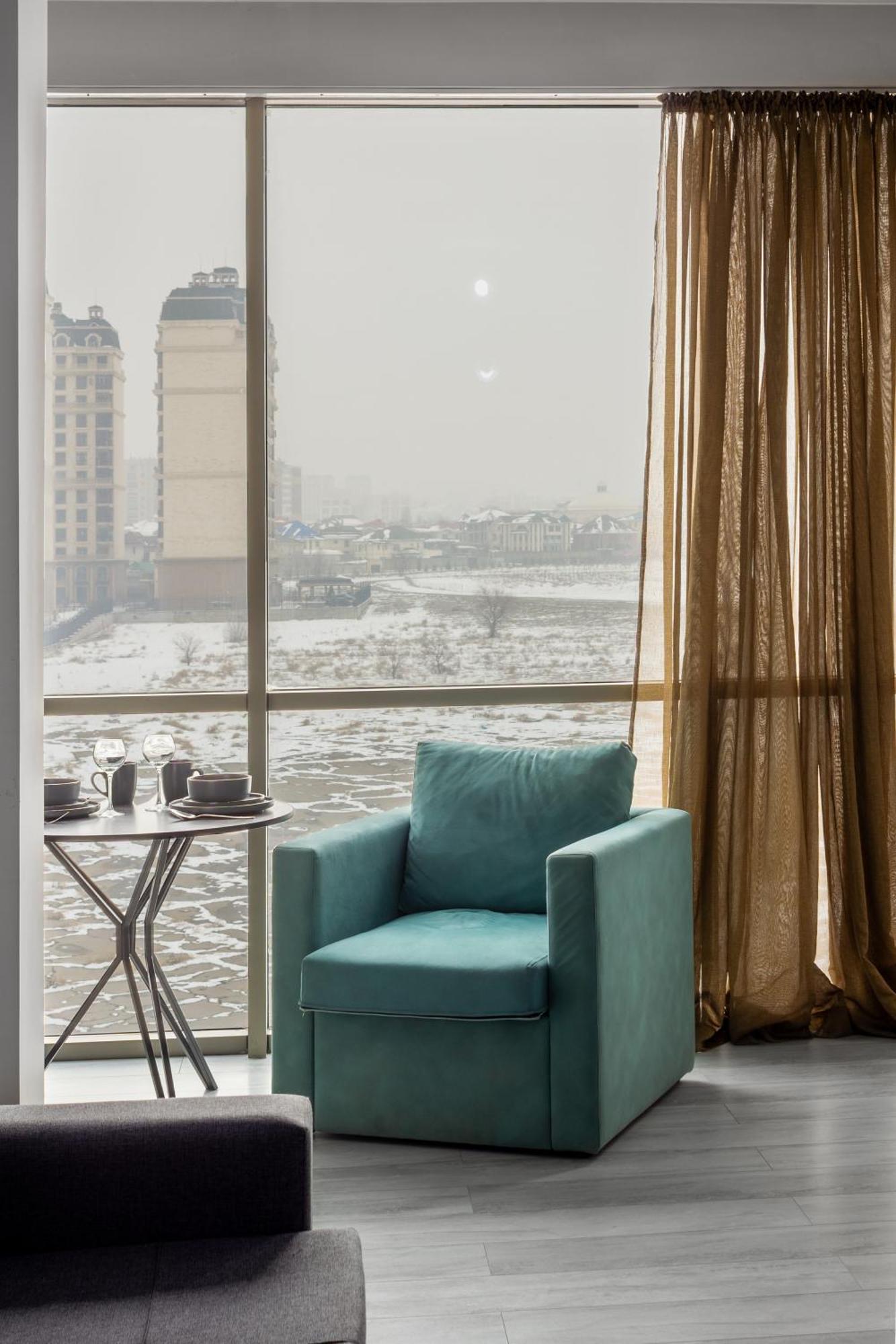 9Th And 6Th Floor Stylish Apartments With Mountainvista Bishkek Ngoại thất bức ảnh